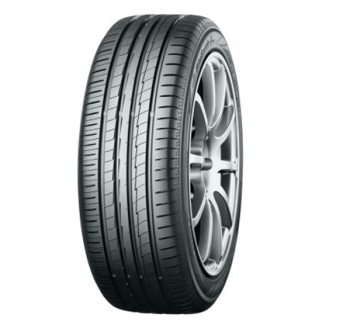 YOKOHAMA BLUEARTH-A AE50 215/60 R17 96H